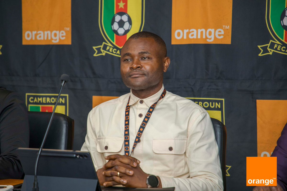 KomHuster's tweet photo. Nous avons eu l’honneur de recevoir dans les locaux d’Orange Cameroun Monsieur Samuel Eto’o, Président de la Fecafoot.
Orange Cameroun depuis plus de 20 ans accompagne le football camerounais et les supporters des Lions Indomptables. #LeCardio #Lions4Life https://t.co/fO0gPcNjeM