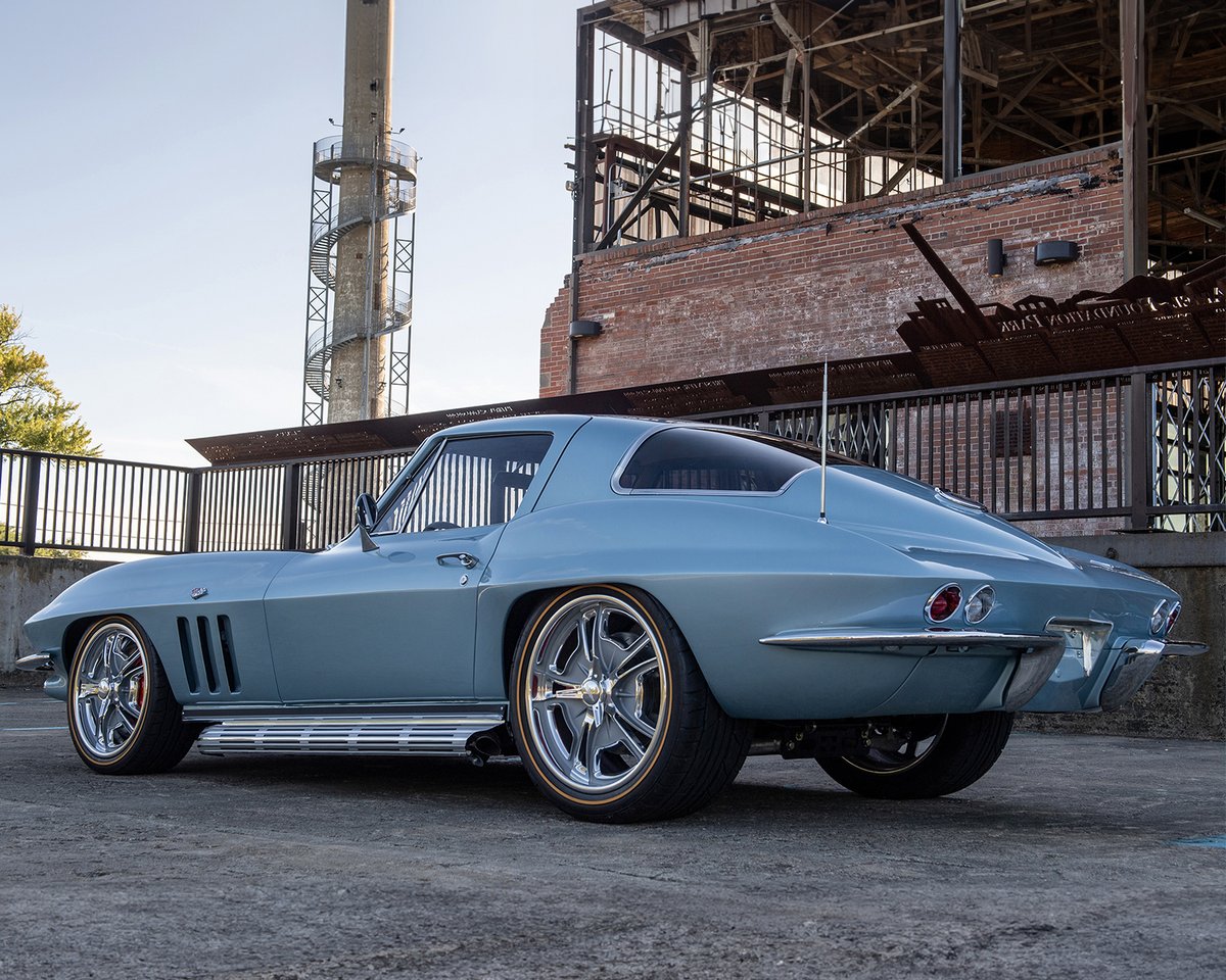 Barrett_Jackson's tweet photo. @chevrolet With #C7 suspension and #ArtMorrison chassis rails, this classic #Vette is ready to tear up the streets in style! See it cross the 2024 #Scottsdale Fall Auction block with No Reserve, Oct. 10-13 at #WestWorld.
Learn more: https://t.co/IZ3kDjJTOT https://t.co/Es46vIK4Do