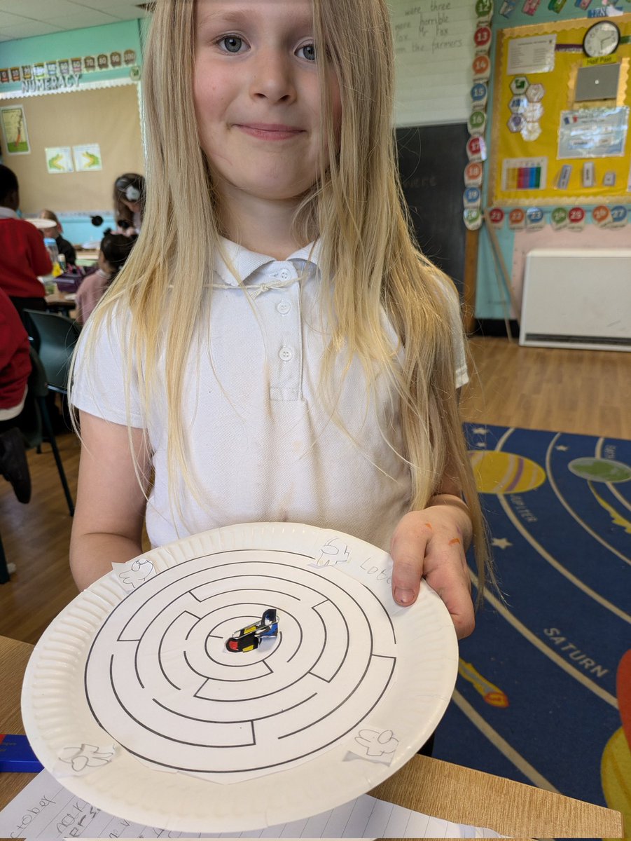 BPS_MrsWhite's tweet photo. P4/3 have enjoyed learning about magnets over the last couple of weeks.  Today we made our own magnetic games! https://t.co/Ld04kYRyEM