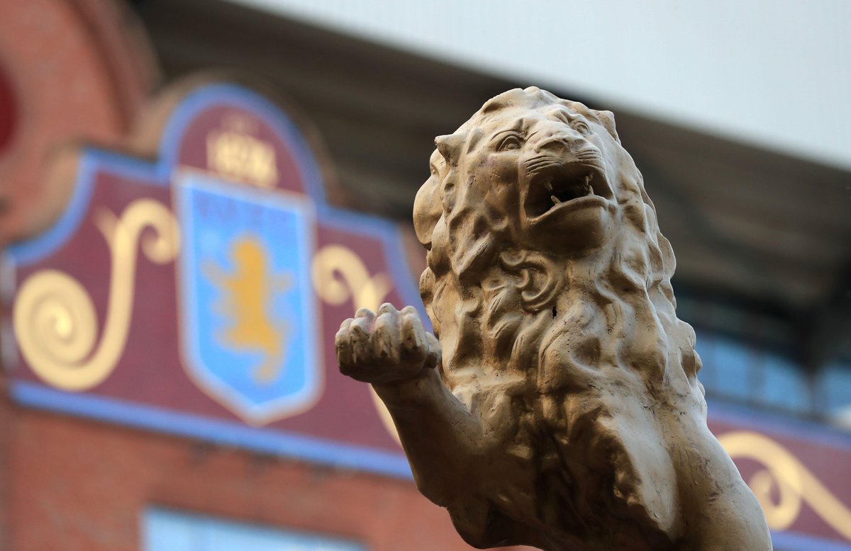 Betano_UK's tweet photo. Bayern Munich:

✅ Had lost just once in their last 10 against English clubs
✅ Were unbeaten in their last 41 Champions League group games
✅ Had the European Golden Shoe winner leading the line

They then paid a little visit to Villa Park...

#AVFC https://t.co/3zQfAvwNb1