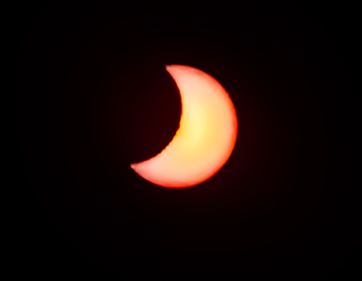 vale_xrx's tweet image. Fotos que pude tomar 😍 #Eclipse2024