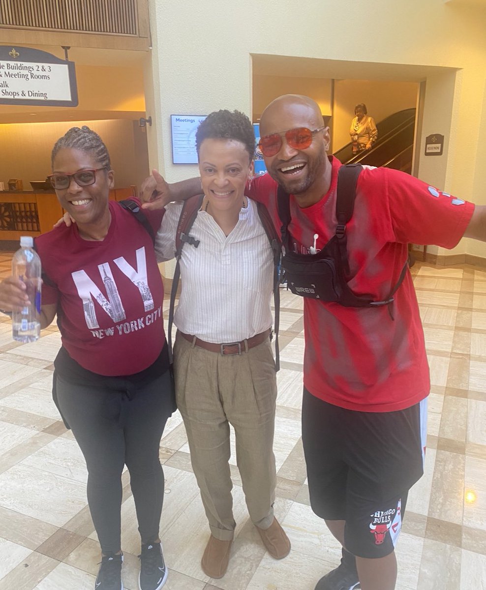 BreakingBrown's tweet photo. #ADOS fam here all the way from Ecuador! ❤️

#ReparationsSummit #ADOSSummit2024

Dedication! https://t.co/Jjz7yTzcDh