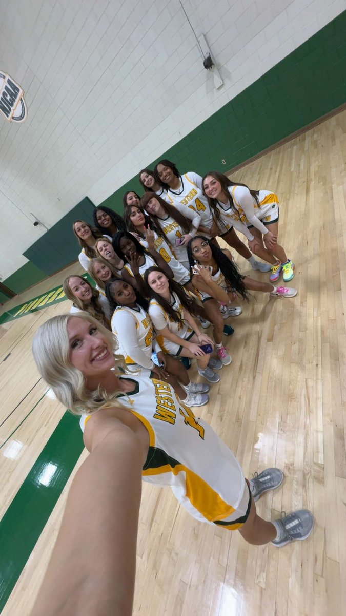 season is here !🏀🔥 #letsgo #mediaday