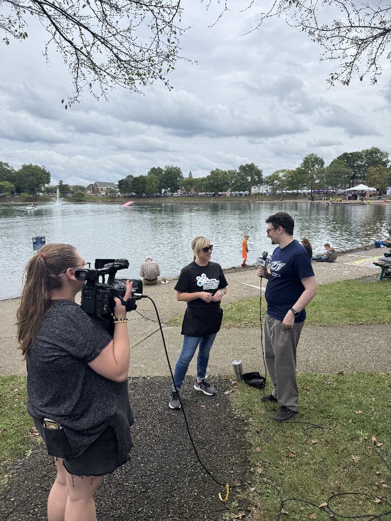 ztvlowdown's tweet photo. New Semester, New Bands🎸 
We have so many new bands and events coming up this fall semester.

This episode we’ll be featuring: Stress Dolls🎙️

Our first episode going LIVE next week so tune in for more updates!

#ztvakron #ztvlowdown https://t.co/Xs10O9pXYs