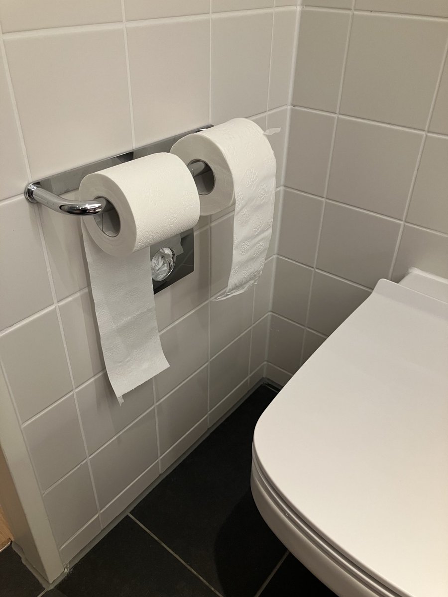 Wer kennt nicht die ewige Streitfrage wie rum das Toilettenpapier aufhängen…
Hier die Lösung…