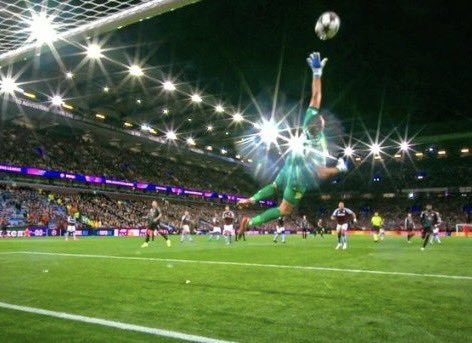 Emi Martínez tweet media