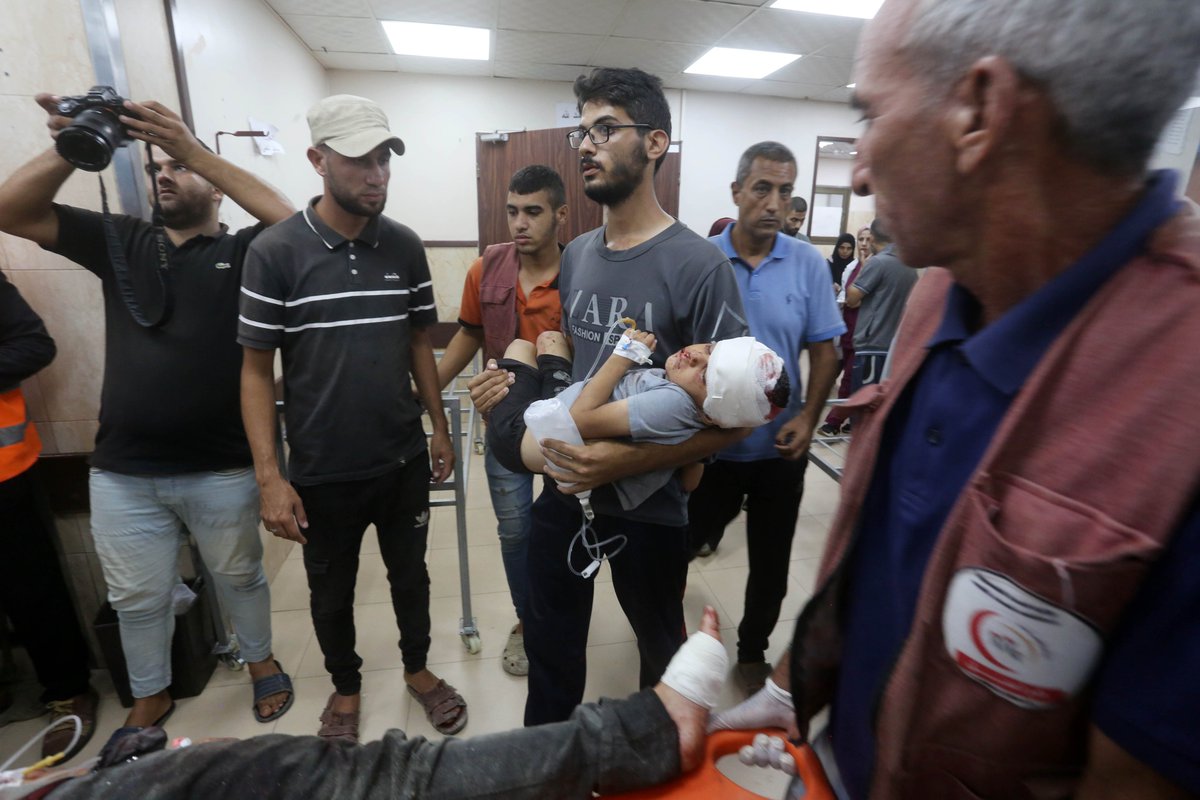 Israel's 363-day genocidal war on Gaza has killed 41,690 Palestinians, based on conservative estimates. Separately, Israel's bombardment across Lebanon since October 2023 has killed 1,928 people, wounded 9,290 and uprooted 1.2 million people

Follow our live coverage👇