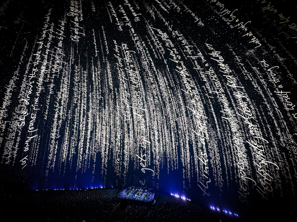 Your chance to see The Eagles live is closer than ever! Four new weekend shows have been added to their Sphere at The Venetian residency. Packages on sale now. 🦅

bit.ly/3TSurdi