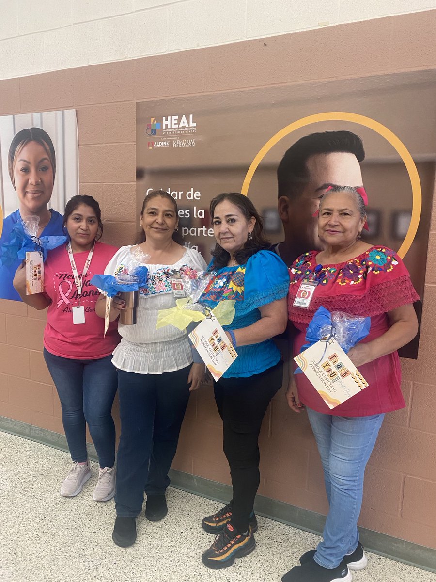 Nimitz Ninth Grade School (@nimitz9_aisd) on Twitter photo It takes a great team to keep our campus nice and clean.
We have the BEST TEAM here in Cougarland!💙💛
Happy National Custodian Day!
<a href="/mrclandjr/">Charles A. Land Jr.</a>
<a href="/AldineISD/">Aldine ISD</a> It takes a great team to keep our campus nice and clean.
We have the BEST TEAM here in Cougarland!💙💛
Happy National Custodian Day!
<a href="/mrclandjr/">Charles A. Land Jr.</a>
<a href="/AldineISD/">Aldine ISD</a>
