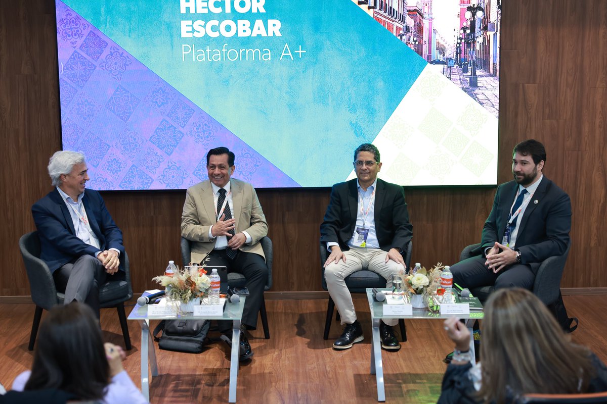 Universidad Anáhuac Puebla tweet media