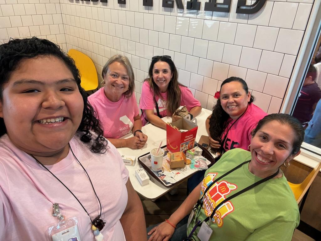 Mrs. Estrada tweet media