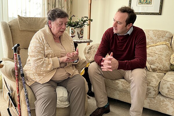 The energy price cap will rise by £149, affecting many families across Hampshire. 

My team has put together a list of support schemes you may be eligible for. 

Please take a look and share with friends and family who may find it useful ⬇️

winld.org.uk/danny-chambers…