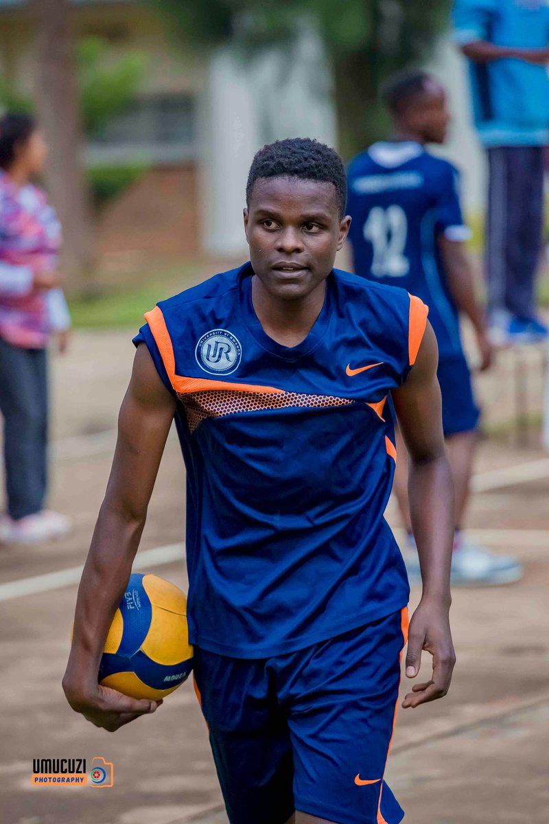 ursu_rwamagana's tweet photo. That man with dangerous services
@JBDushimimana 
#Sportislife https://t.co/4t0uqjQcAE