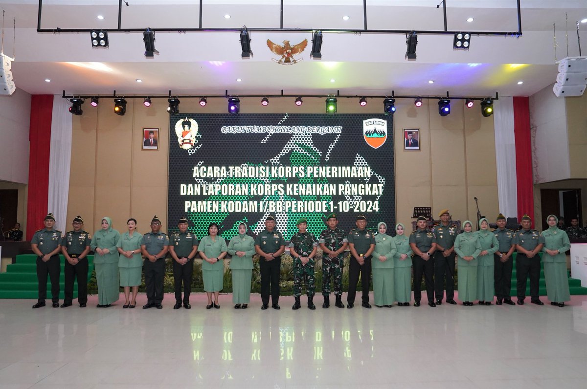 Kodam_1BB's tweet photo. Pangdam I/BB Terima Enam Pamen dan Ucapkan Selamat Naik Pangkat kepada 18 Perwira https://t.co/oi7Iz3UDCz