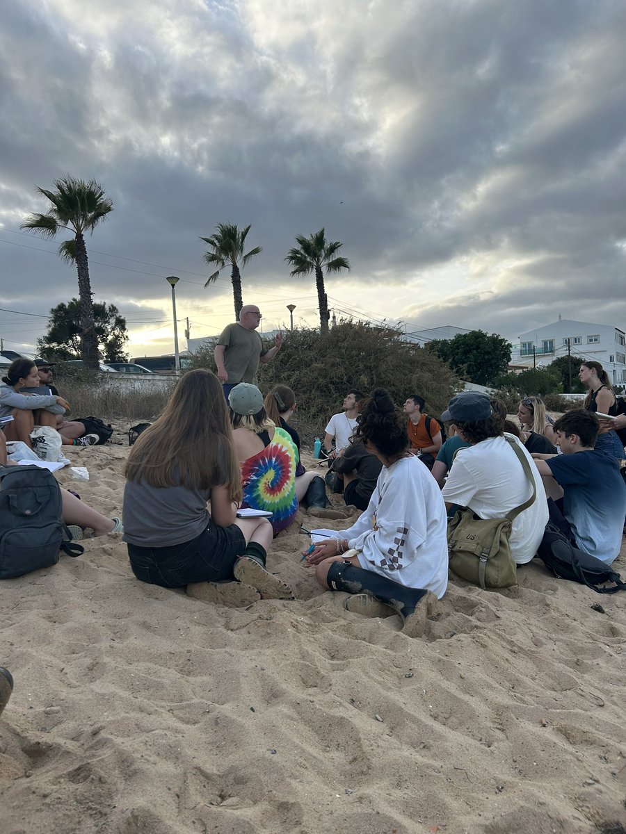 Finished off our first day in the marine biology field course in the Ria Formosa national park, Portugal with some quick fire beach exercises before finner  <a href="/benciotti/">Ben Ciotti</a> @ManuelaTruebano <a href="/MBERC_PlymUni/">MBERC</a> <a href="/PlymUni/">University of Plymouth</a> <a href="/PlymBioMarSci/">Biological and Marine Sciences</a>