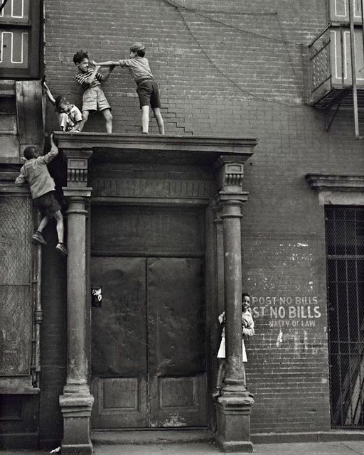 dr_avc's tweet photo. Kids playing, New York, 1940s. https://t.co/qPC8uf4pty