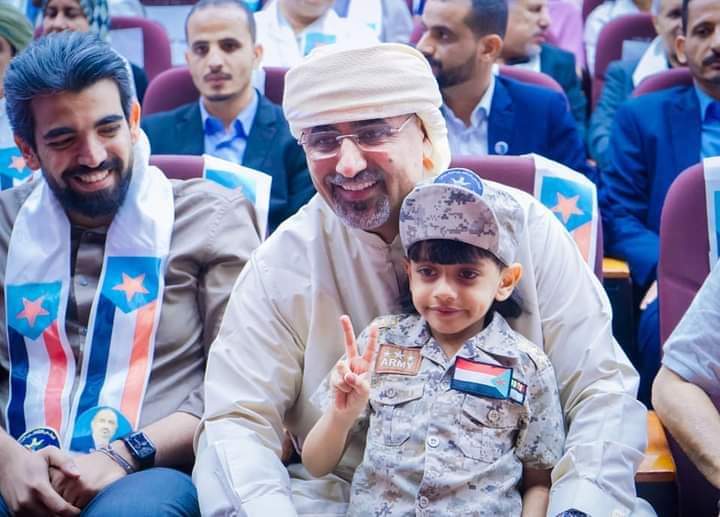 fa8828's tweet photo. السلام لمن رد السلام
جنوبية عيدروسية ثابته ايها الاقزام https://t.co/pL8kIFg17p