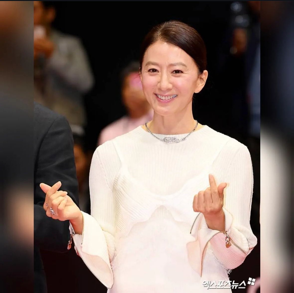 김희애 Kim Hee-Ae’s Gallery tweet media