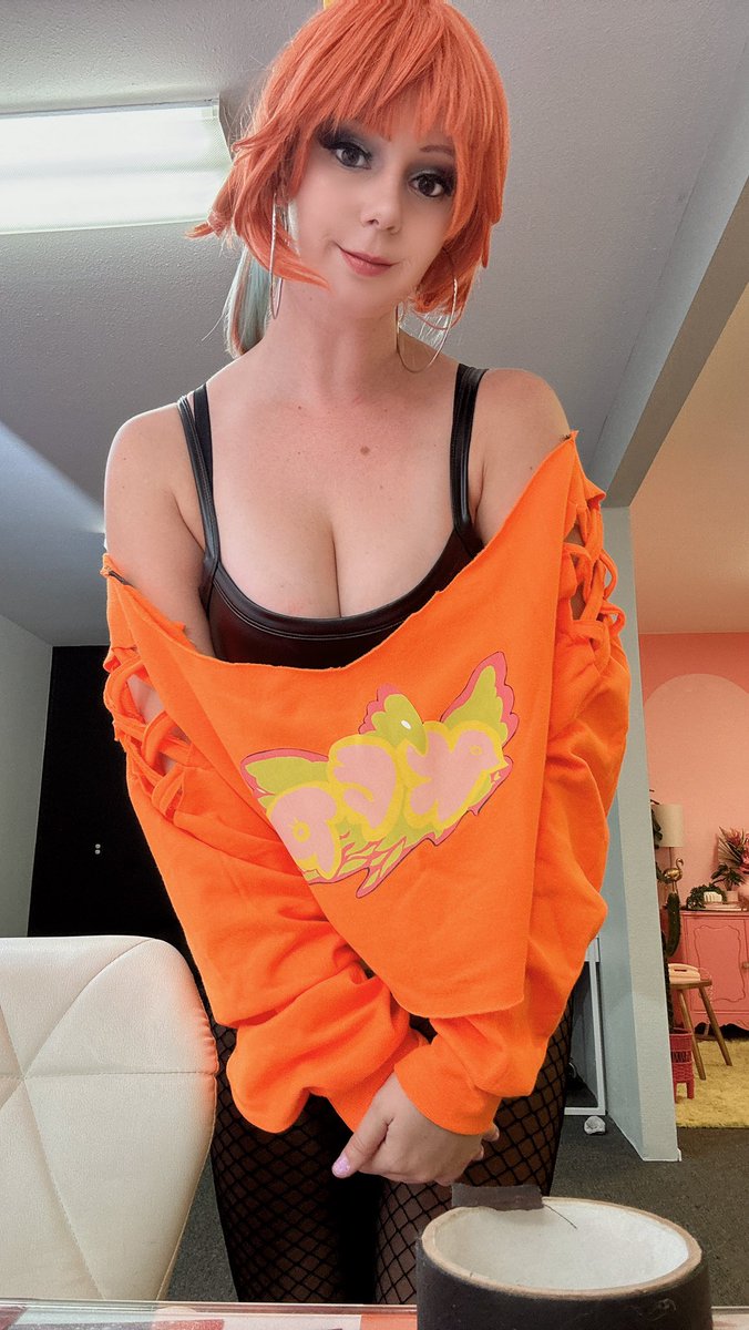 lollipopheidi13's tweet photo. Fever nite Kiara V2 !!! #KFPicasso #kfpcosplay I’ll have more professional photos soon but I just couldn’t wait to show y’all 🧡🧡🧡🧡🍳 https://t.co/eDivNZIFKf