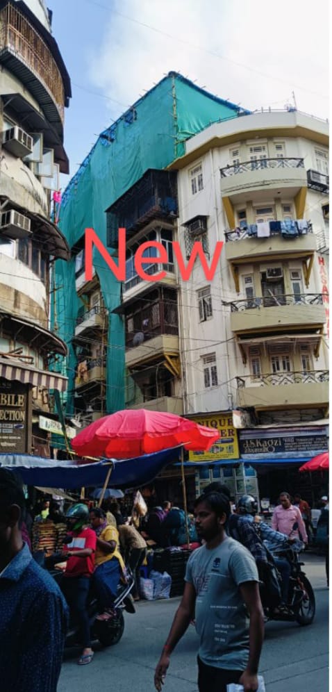SirgurohAbid's tweet photo. The saga at Hasan Mansion continues in @mybmcwardb! What began as 'waterproofing' with a monsoon shed permit revealed illegal rooms and a lift. #MaratheTheLiar and his crew are deep in this scandal. #ExposingCorruption #ShameOnYouMarathe https://t.co/LMXrKkWh9Z
