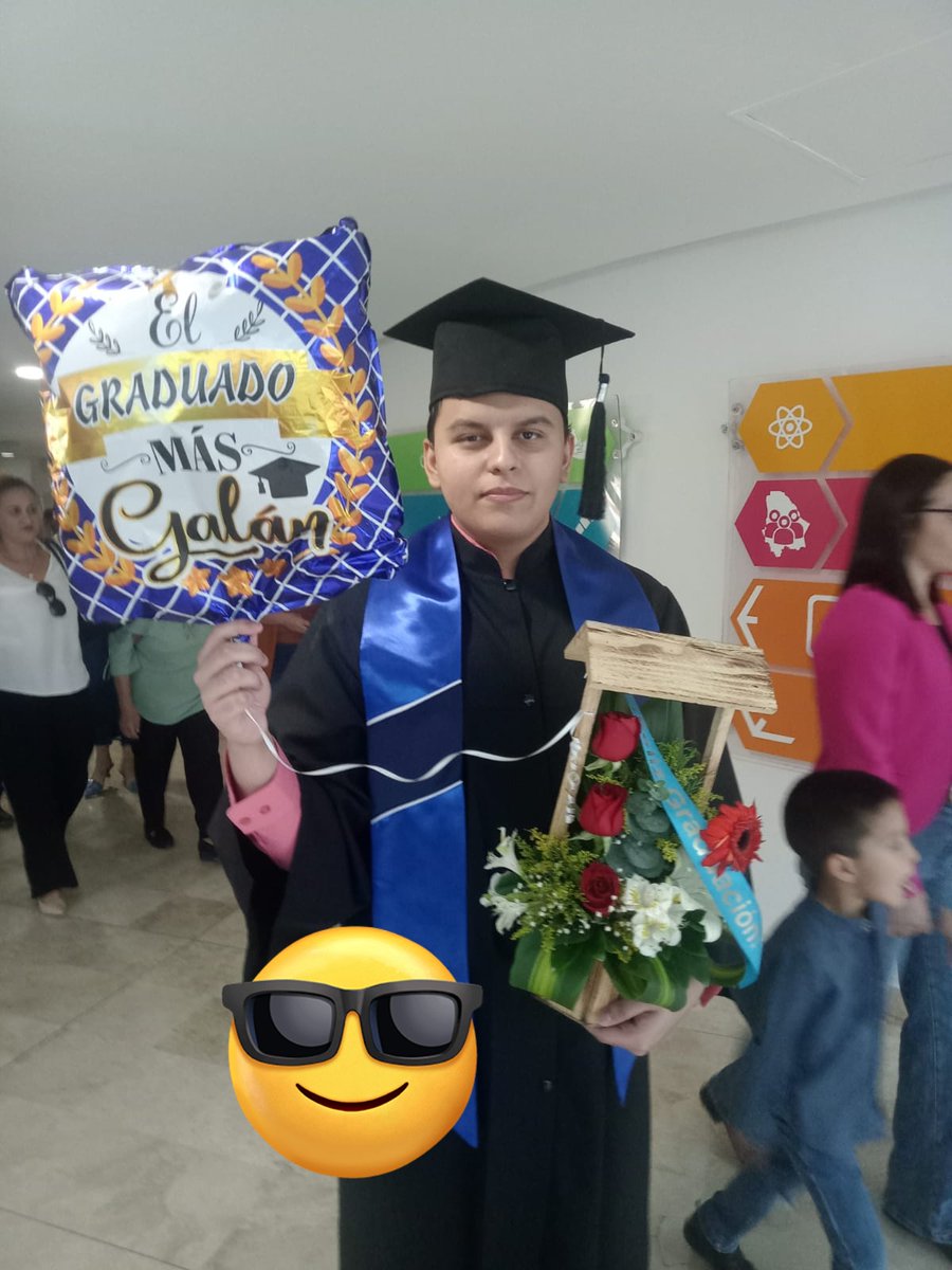 Oficialmente Licenciado en Pedagogía ❤️