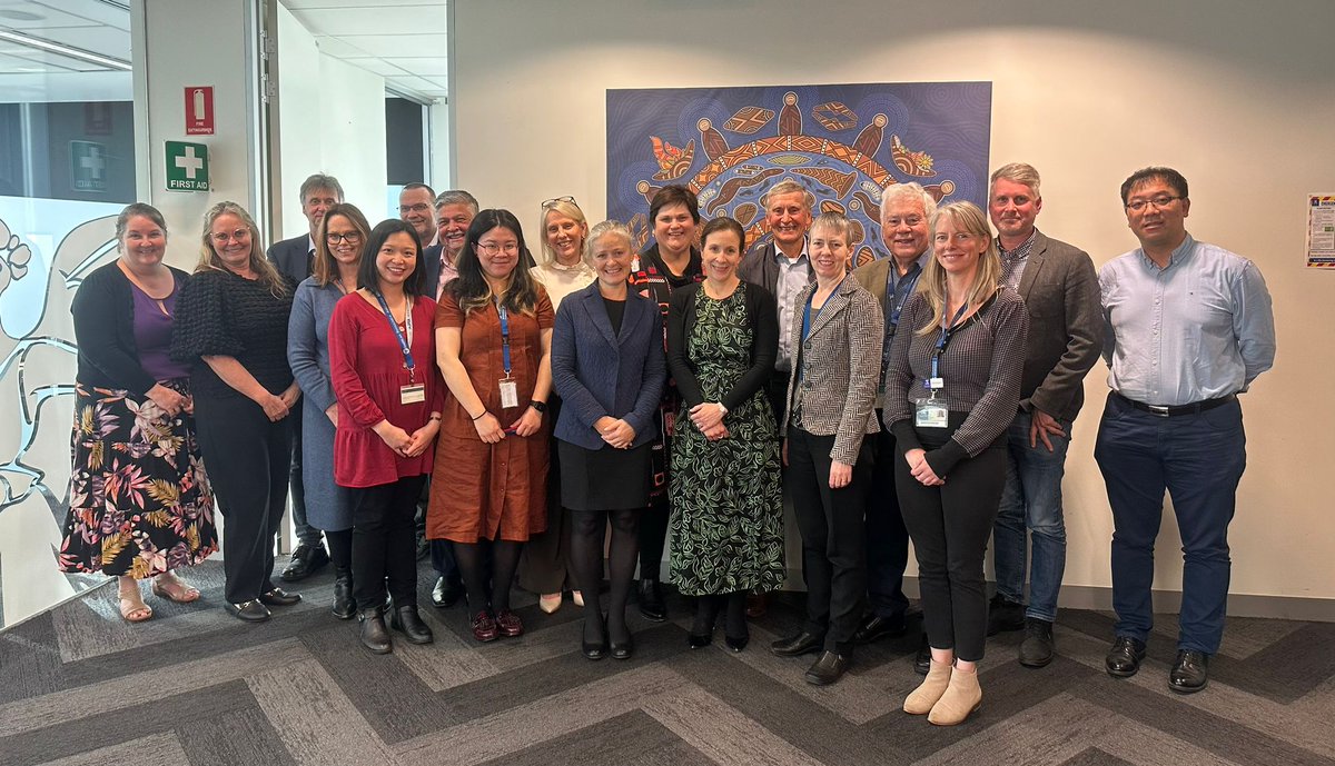 AERC was delighted to host the QCAA and the Advisory Board on 18 September as part of the QCE review led by AERC. go.unimelb.edu.au/tc78