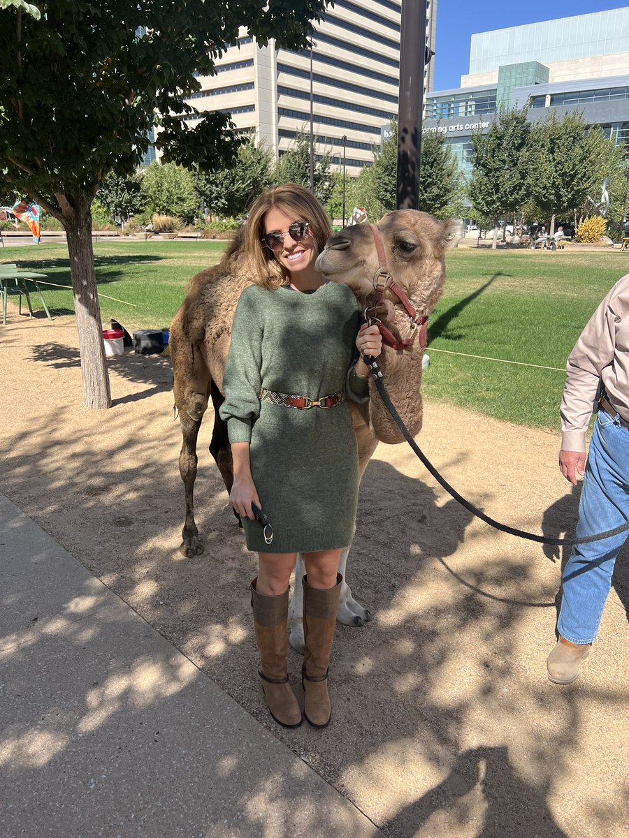 KristynaEngdahl's tweet photo. Happy Hump Day from #TheRiverFront!πͺ https://t.co/Ose4cXgrg0