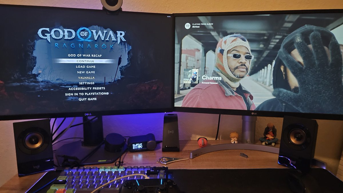 y0crates's tweet image. never kill yourself