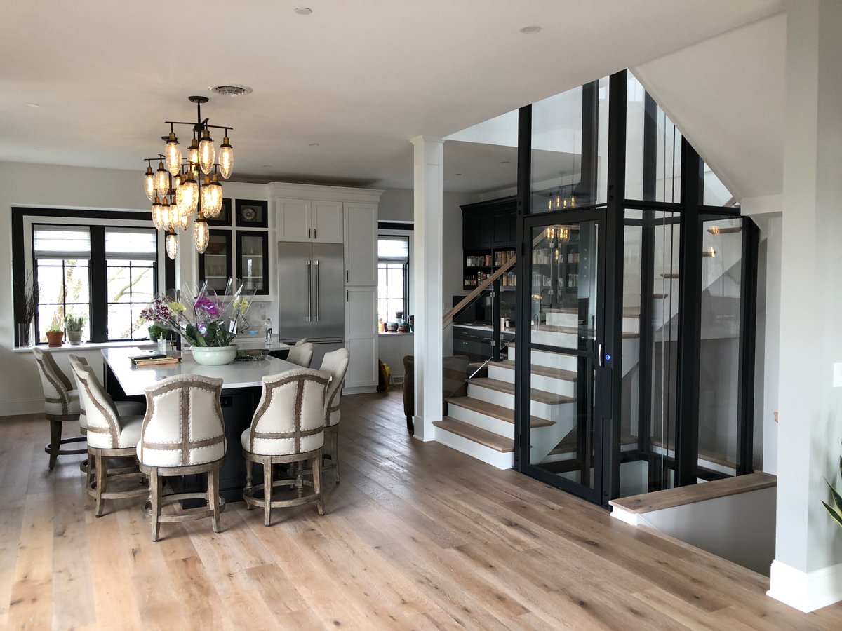 ArtisanElevator's tweet image. Step into luxury with a custom glass home elevator from Artisan Elevators. Sleek, modern, and designed for seamless integration into your home. #LuxuryLiving #GlassElevator #HomeElevator #ModernDesign