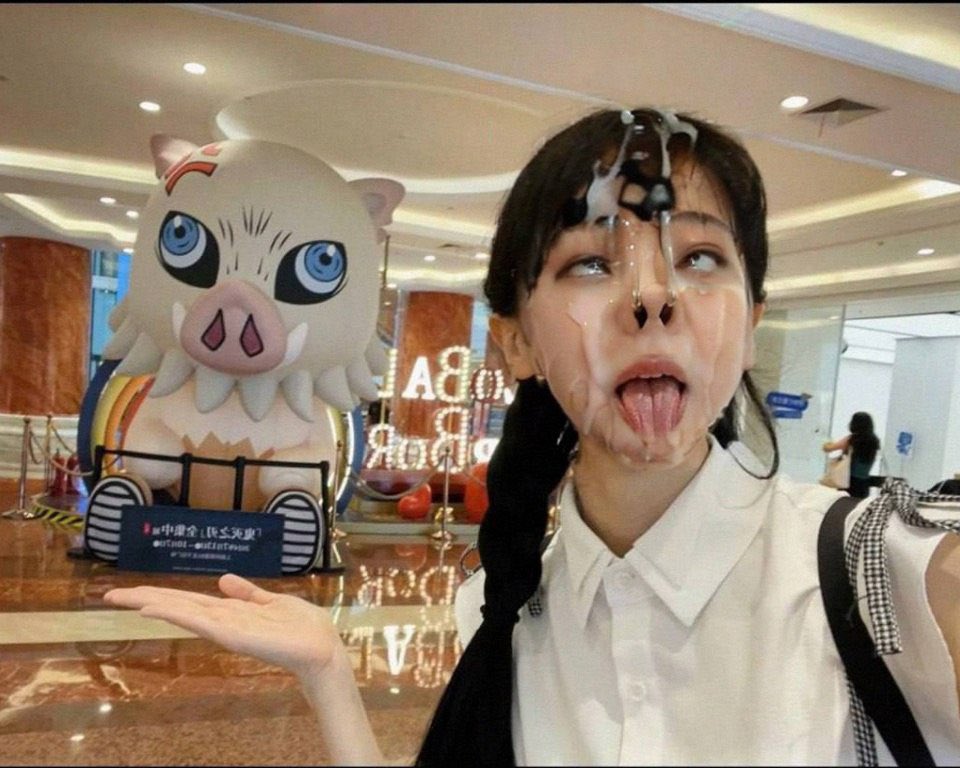 fkbldog's tweet photo. 就算把精液涂满西四炸弹的骚脸，西西也会嘴硬这是一般的护肤品，实际上自己已经吸精到发情了
#意淫 #B站 #舞蹈区 #up主 #西四炸弹 https://t.co/CquTr1Qtzd