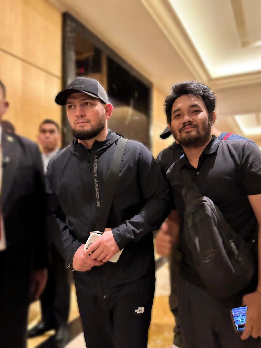 The undefeated and undisputed champ <a href="/TeamKhabib/">khabib nurmagomedov</a>