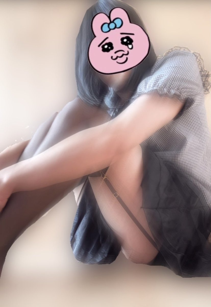 ikuu_96's tweet photo. この服かわいい https://t.co/ROhIfZa73B