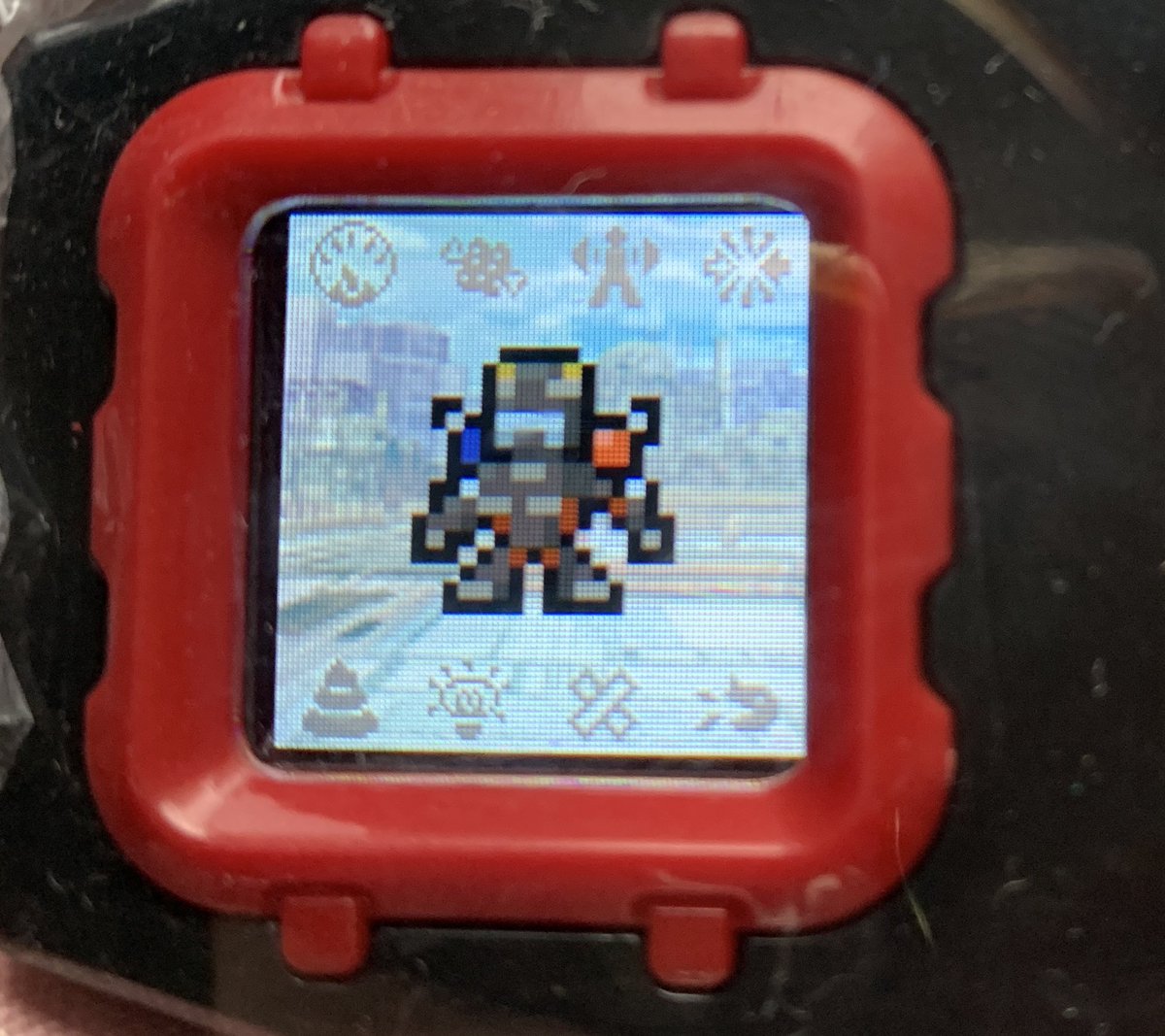 ochagyu's tweet photo. ハイアンドロモンに進化！
急にシュッとしたね

これで二体とも究極体になったのですが、ウォグレ、ハイアンドロどっちもジョグレス要員という悩ましい事態に
仕方ないのでメタガル育ったらVi Bsとジョグレスすることにしてこっちのウォグレを寿命まで育成します

#デジモン
#ペンデュラムcolor https://t.co/eC7rrmnkc5