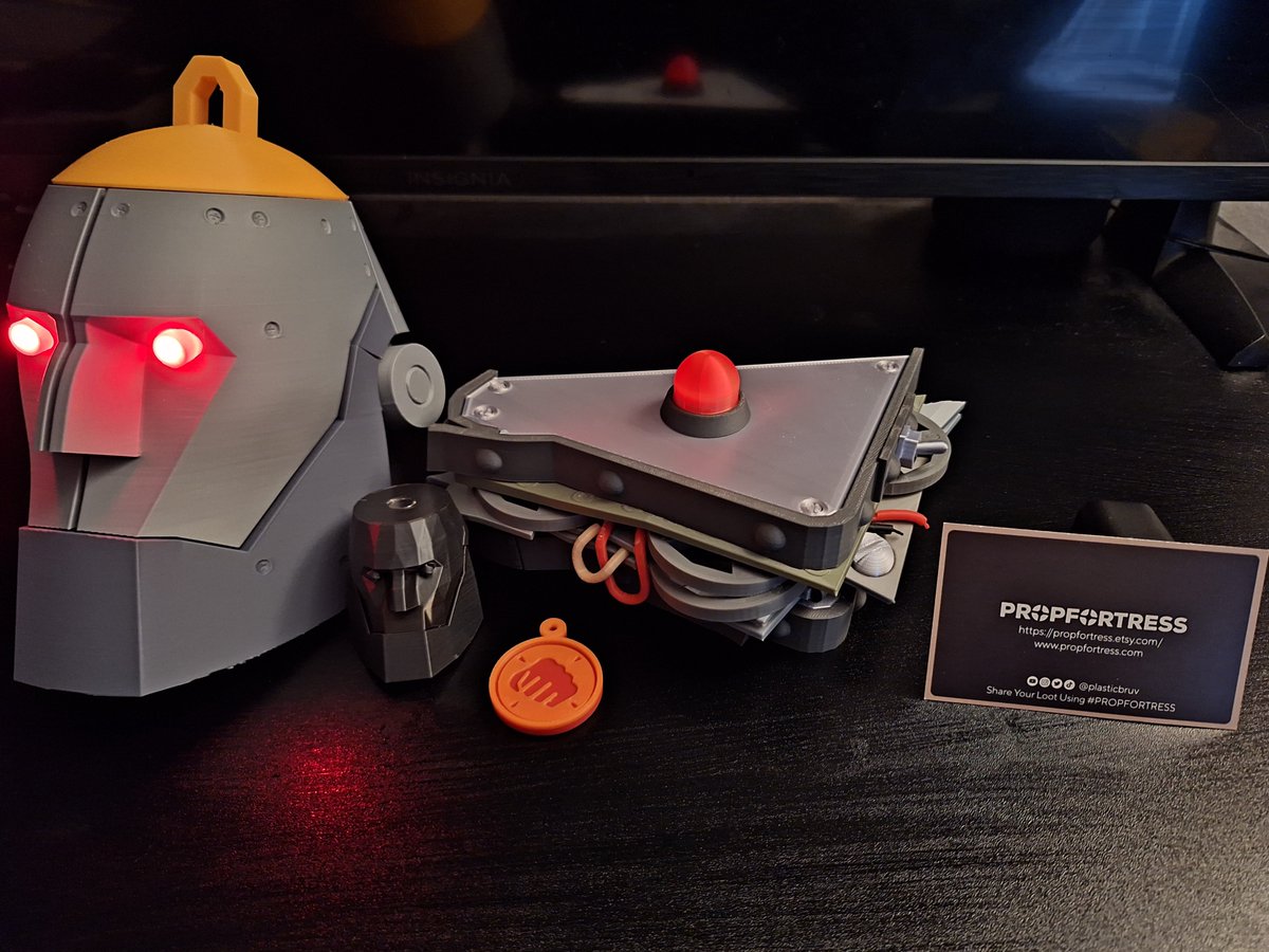 AMajesticZombie's tweet photo. Thank, @plasticbruv
I was getting pretty hungry and these look real good
#PROPFORTRESS #TF2 #TeamFo https://t.co/910B48WCXy