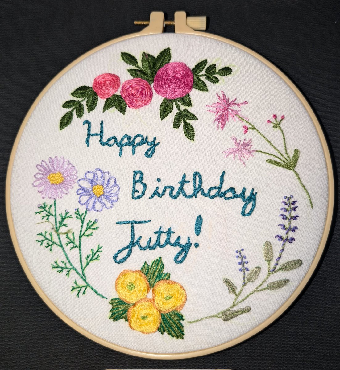 A little something for <a href="/juttytaylor/">Jutty Taylor</a>'s birthday courtesy of a rediscovered hyperfixation.

Here's hoping you have a great one!

<a href="/DragxTalk/">DRAG TALK</a>
#bbqprincessbunch