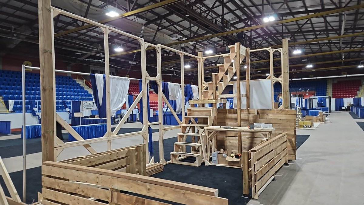 NSGoingSolar's tweet photo. We’re going BIG at the Halifax Fall Home Show this weekend! 🌞 Swing by our booth to learn how solar can save you $$ and make your home more sustainable. See you there! #GoBigOrGoHome #SolarPower #HalifaxHomeShow #NovaScotiansGoingSolar 🌿⚡ https://t.co/BQFnEr28Fp