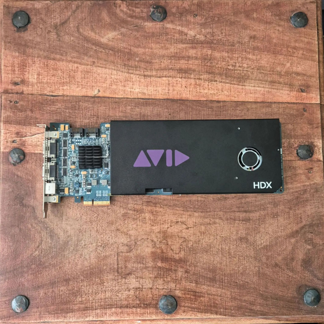 AvidProTools's tweet photo. 🔊 HDX PCIe upgrade time
📷 https://t.co/HaNPSZuKiP
▶️ https://t.co/LNIgmkN0JV
#hdxpcie #avidhdx #hdx #mix #musicproduction #daw #avidprotools #protools #avid https://t.co/mJmwI5F9mQ