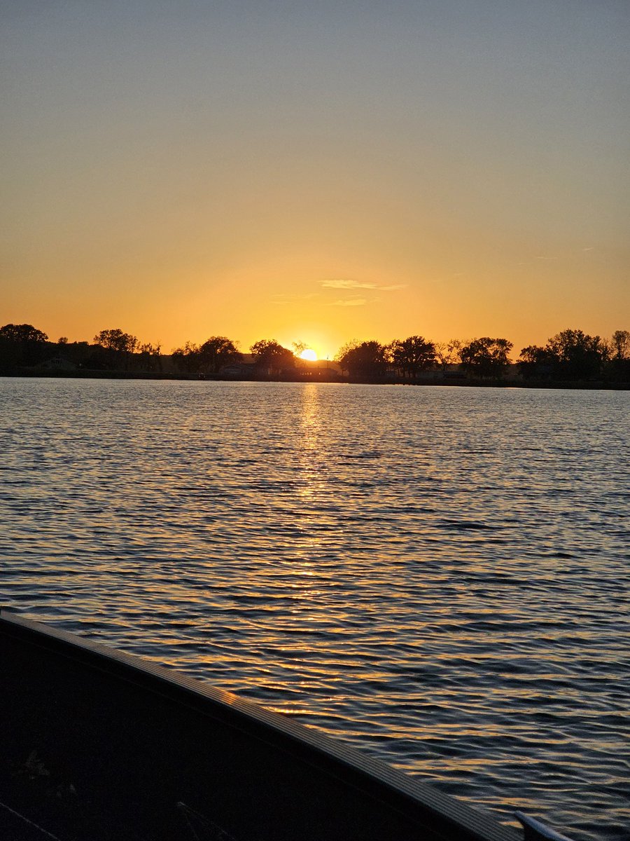 Tonight's #sunset over <a href="/OtterTailCoMN/">Otter Tail County MN</a>. #lakelife #onlyinmn