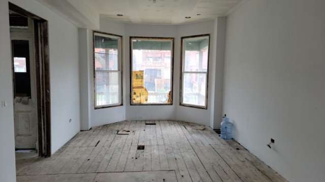 RenzieTGipson's tweet photo. FORECLOSURE -
SOLD Mini Mansion 
Chicago, IL. 60644
#renzietgipsoncbrealty 
#foreclosurespecialist https://t.co/8yyJue3Rvh