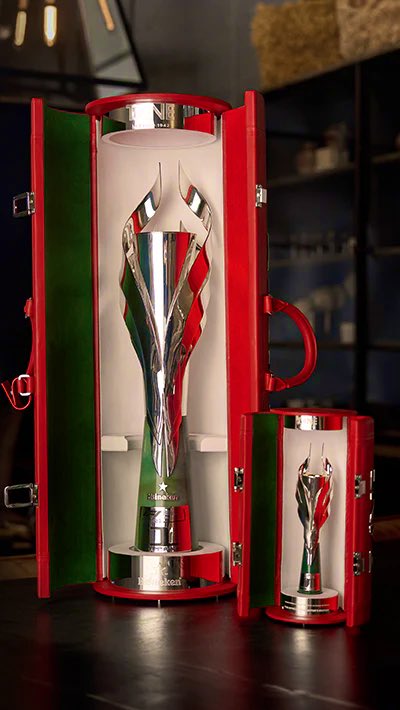Maruquilla1234's tweet image. Amo el trofeo del GP de México, hecho por los Orfebres más fregones de la galaxia #TANE #F1 #GPdeMEXICO 
♥️
