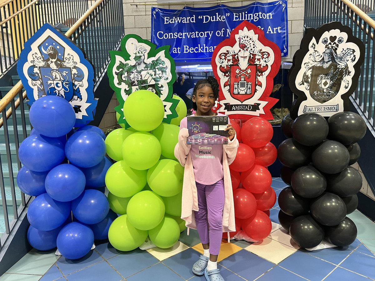 DukeEllingtonB1's tweet image. Today was Count Day, and we kicked it off in style—pajama style! 🎉 Our students showed up, ready to learn and were entered in raffles to win some amazing prizes throughout the day! 🙌 #DPSCD #CountDay