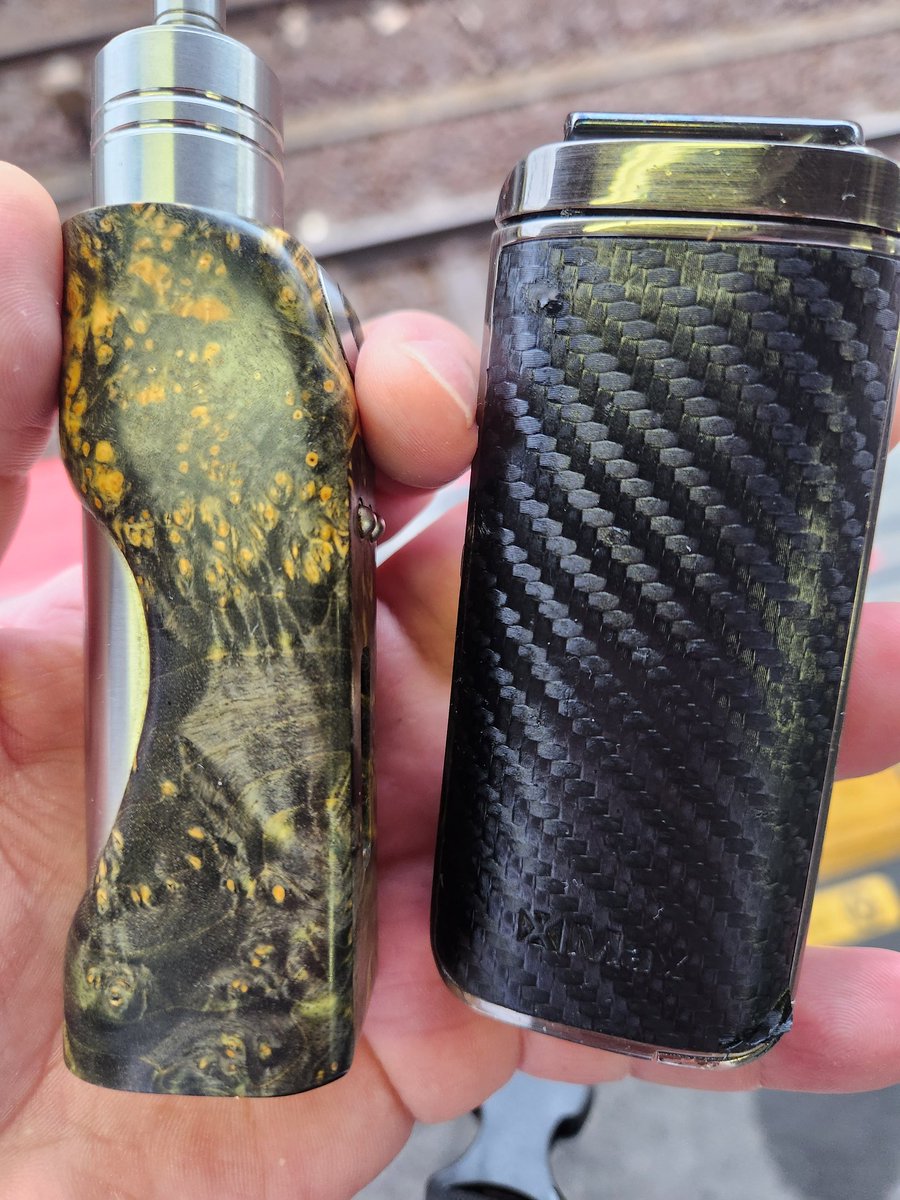 arai3539's tweet photo. 雨のなか、かずきさんを保育園に連れていくのは大変でした。
#vape #vaporizer #kitchenmod #xmax https://t.co/j37cXNoQ3P