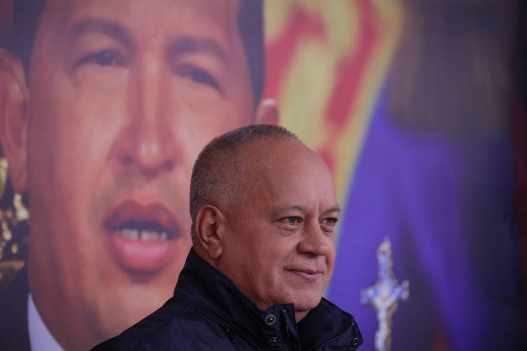 #EnVivo 🔴 Vpdte. Sectorial Cap. <a href="/dcabellor/">Diosdado Cabello R</a>: “Está absolutamente prohibido las carreras o piques de carros en las autopistas del país, así como el tema de los abusos de las caravanas de automóviles de las personalidades, eso tiene que acabarse”