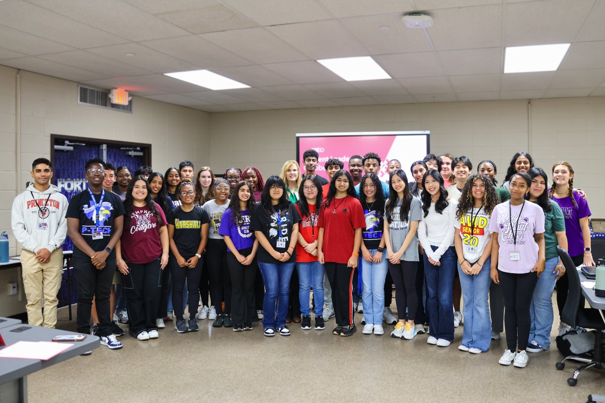 Fort Bend ISD tweet media