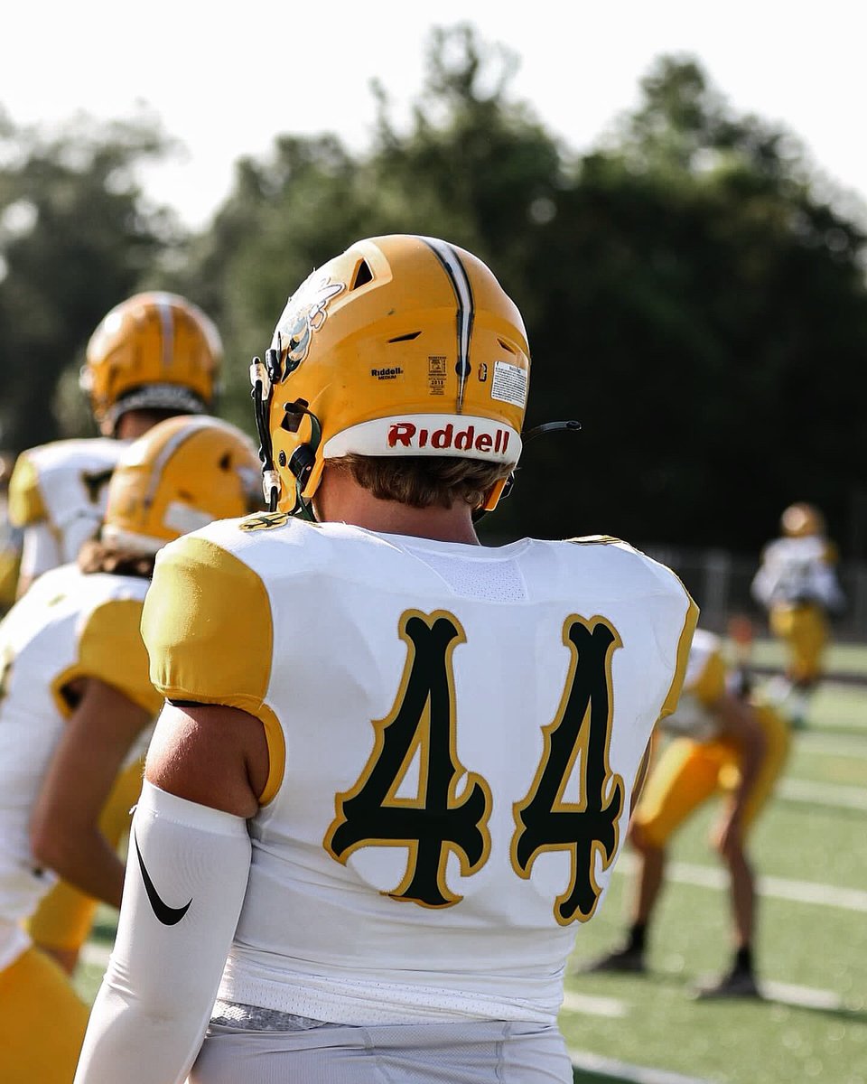Mid Season Highlights 2024

Sophomore Year🔥 
hudl.com/v/2QGTk6