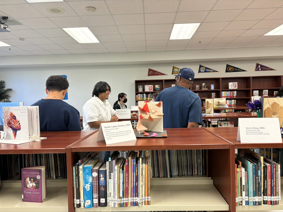 HSA Visual Arts tweet media