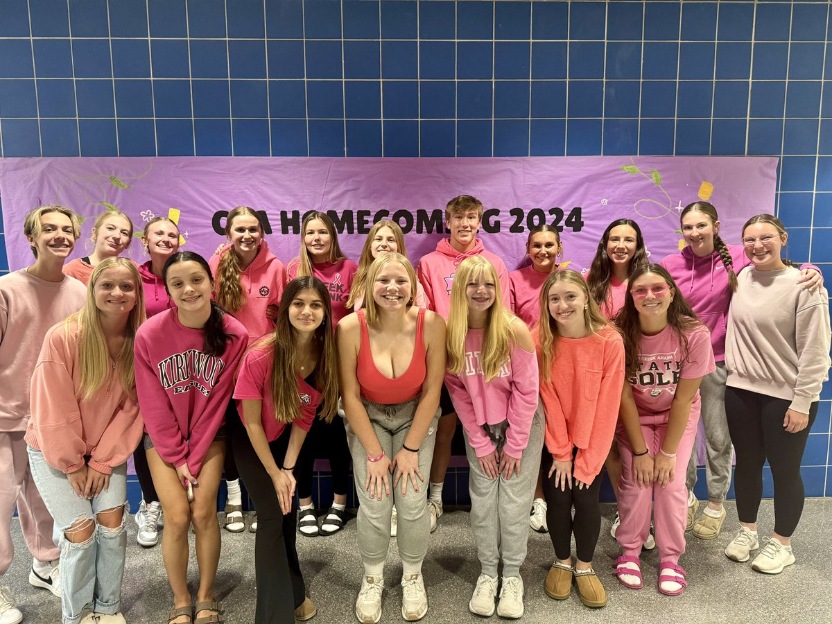 CCAHS's tweet photo. A little pink never hurt anybody. ๐
#homecoming2024 #OneFleet #raisethesails
๐๐๐๐ https://t.co/F6wgZH4HNV