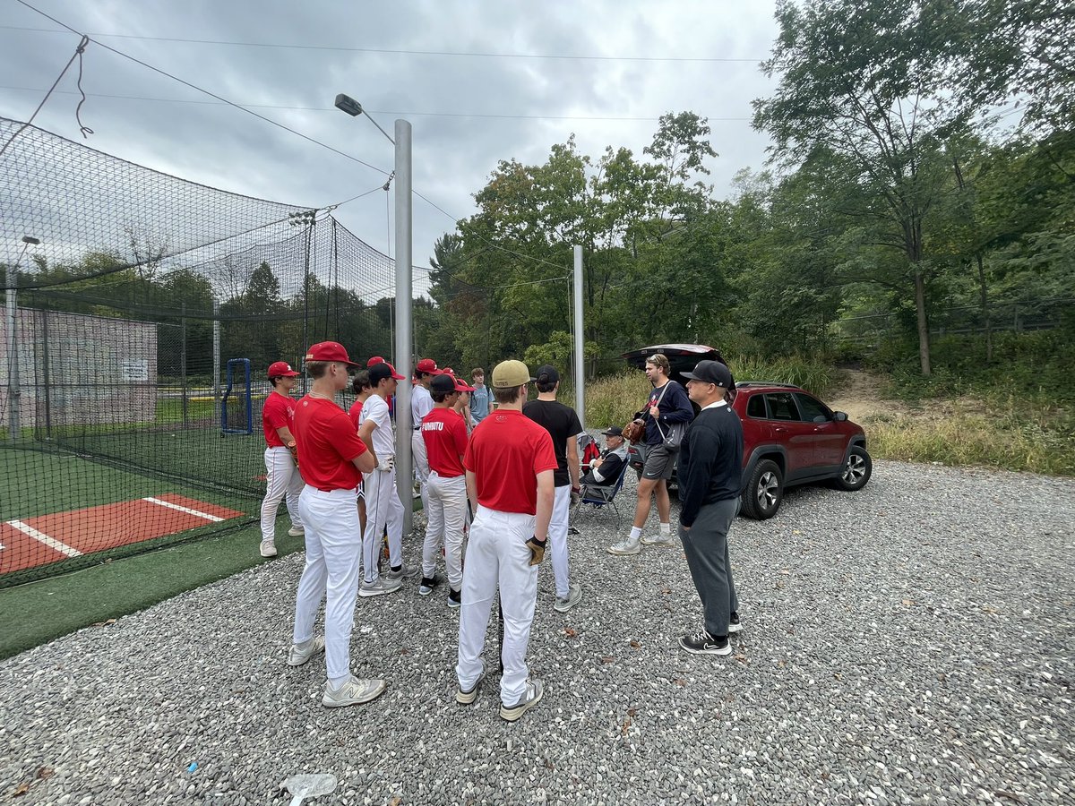 PcrestBaseball's tweet image. Thank you to Arizona Diamondbacks pitcher @BillyCorcoran32 for stopping by our practice today to speak to our players. A great message about the mental side of the game! Billy, you are always welcome to come be a part of our program #UMBUTU #dontbeastranger