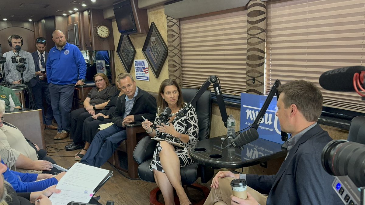 BingoUUP's tweet photo. 📸 UUP proudly joined NYSUT President Melinda Person, NYSUT Secretary-Treasurer Philippe Abraham, and NY-19 Congressional candidate Josh Riley at the kickoff for the Common Ground over Chaos initiative near Binghamton University in Vestal, NY. https://t.co/KE2LpKmWSz