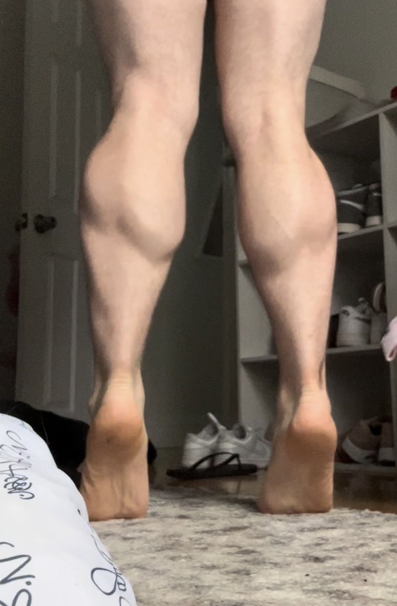 MaskedMasc69's tweet photo. anyone looking for a gym bro? https://t.co/PHoGTbZolS